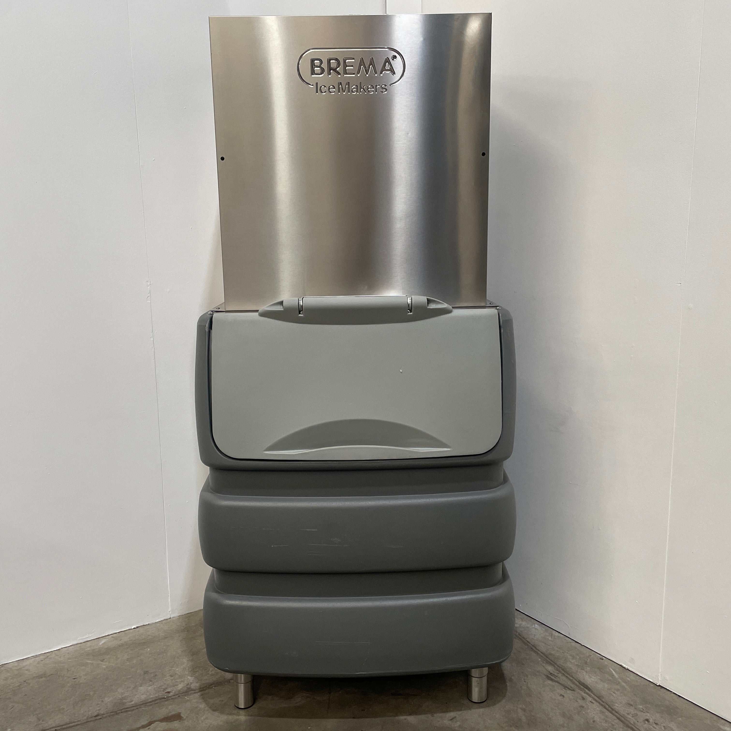Brema VM900A Ice Machine with Storage Bin