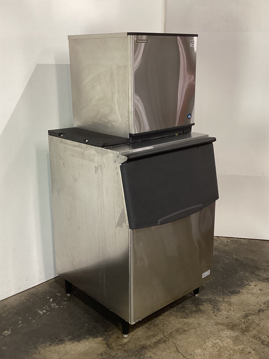 Hoshizaki KMD-270AB Ice Machine with Ice Bin