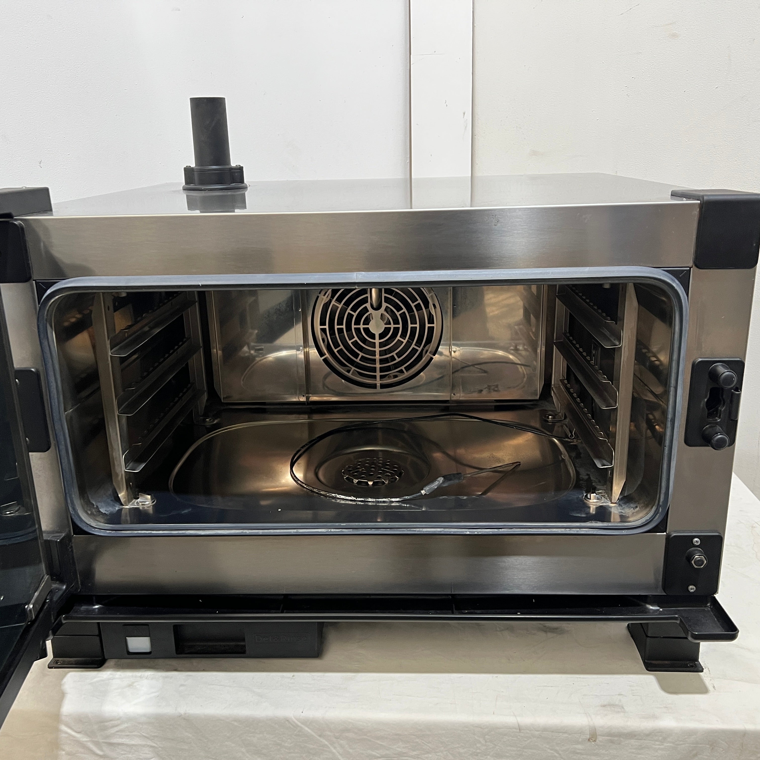 Unox XEVC-0311-EPRM Combi Oven with Reverse Osmosis System