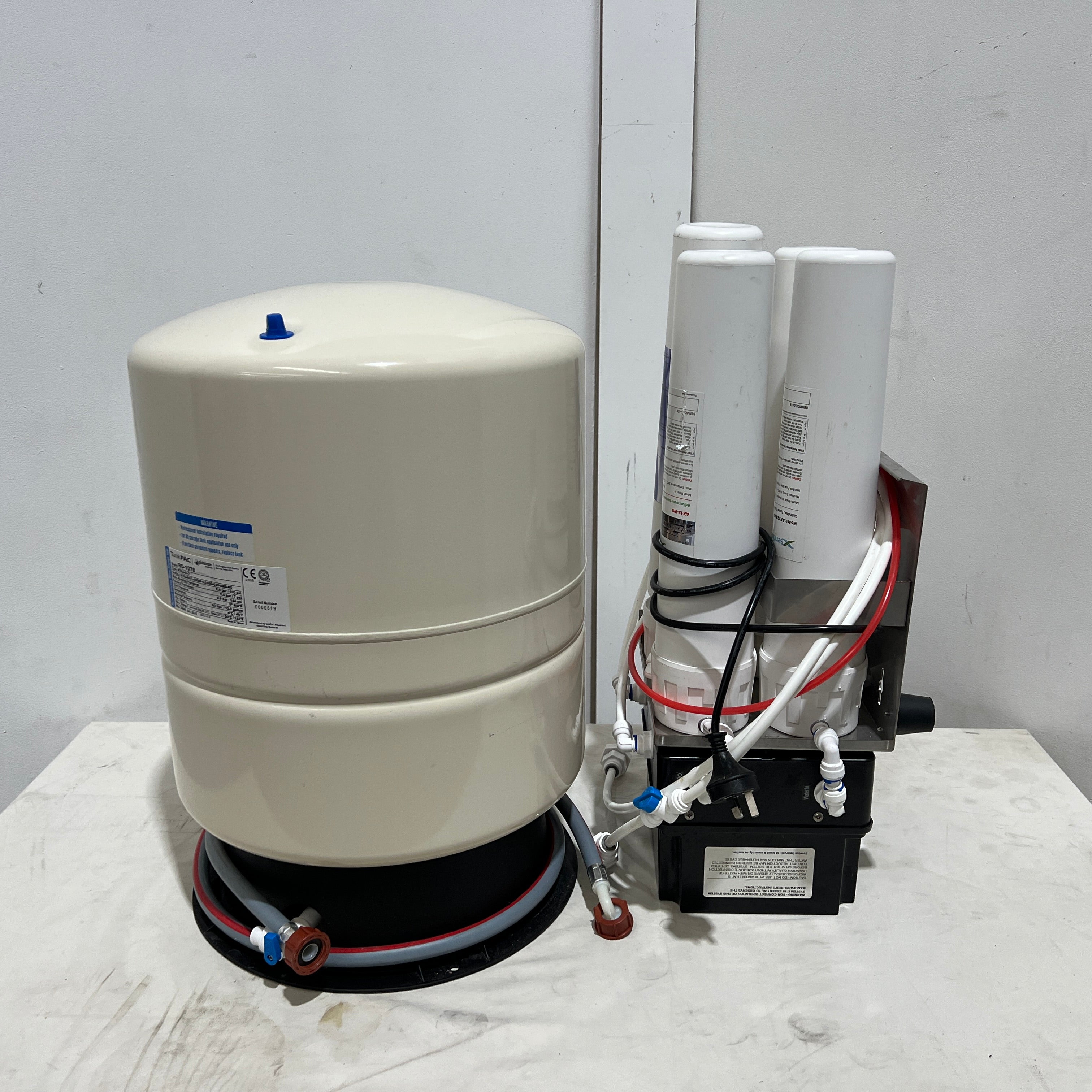Unox XEVC-0311-EPRM Combi Oven with Reverse Osmosis System
