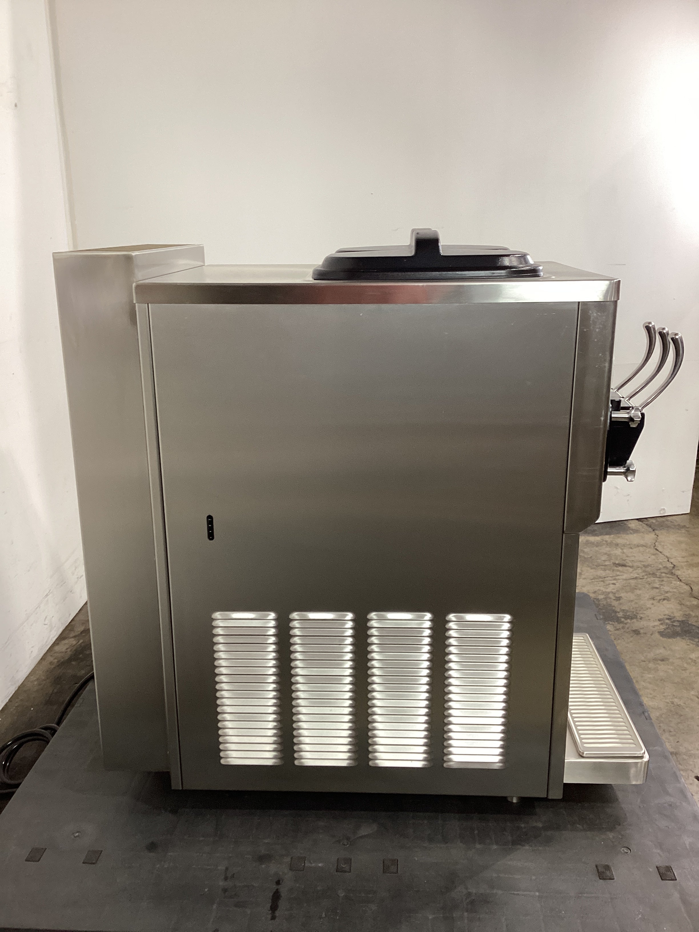 Pasmo S121 Ice Cream Machine