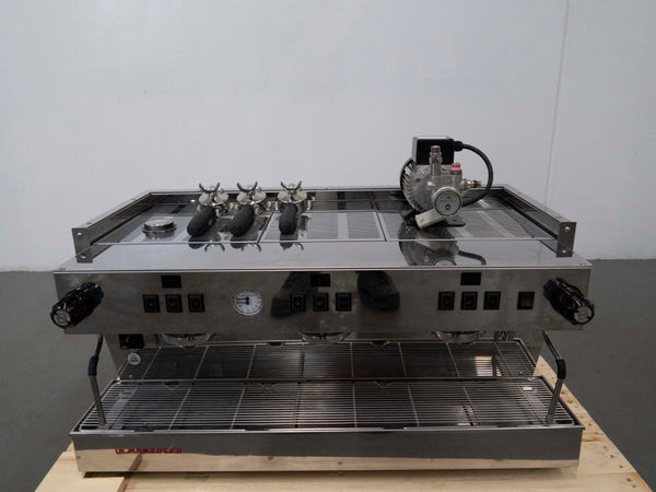 La Marzocco Linea Classic S 3 Group Coffee Machine