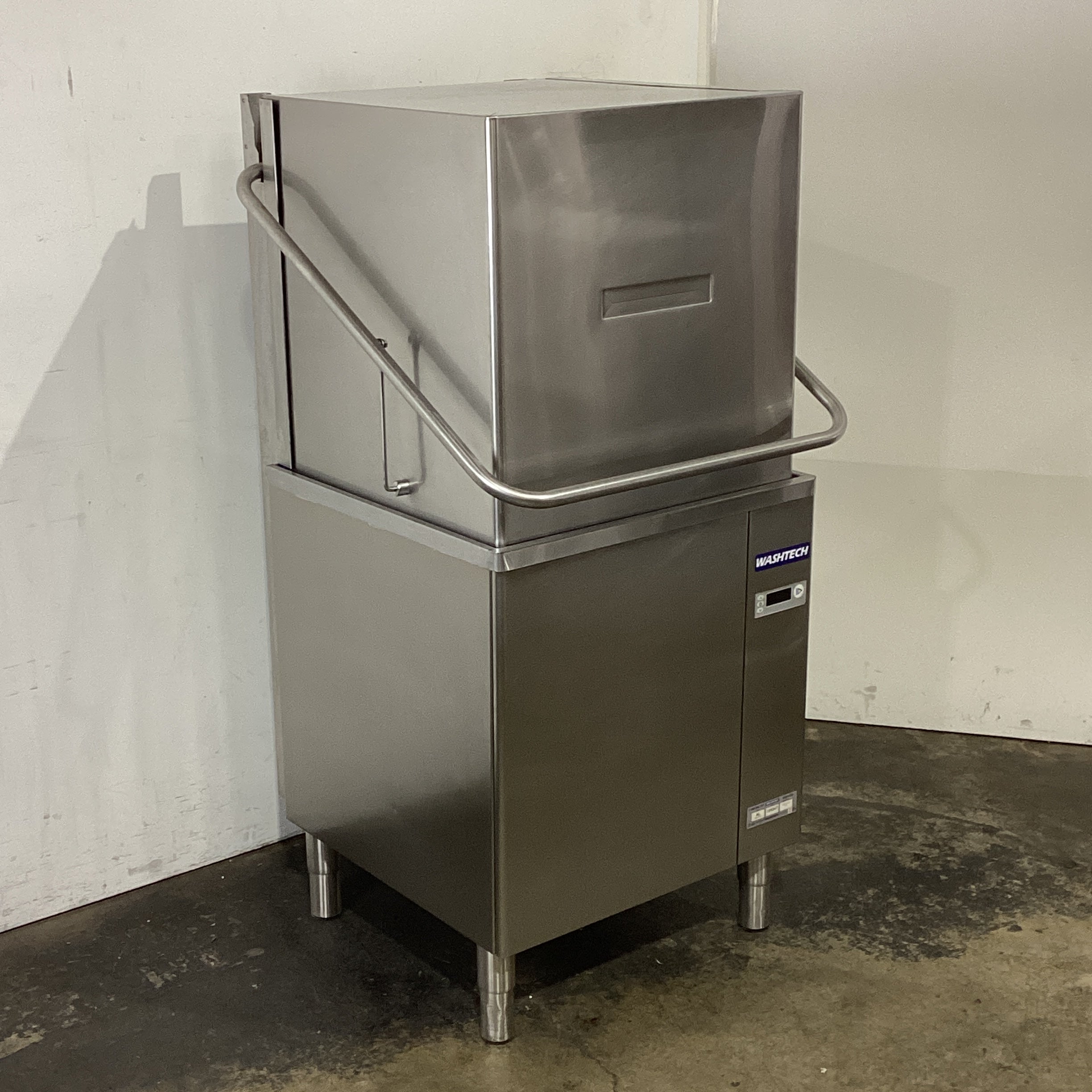 Washtech AL Passthrough Dishwasher