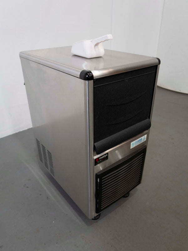 Blizzard SN-25C Under Bench Ice Maker