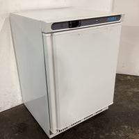 Polar CD610-A-03 Undercounter Bar Fridge
