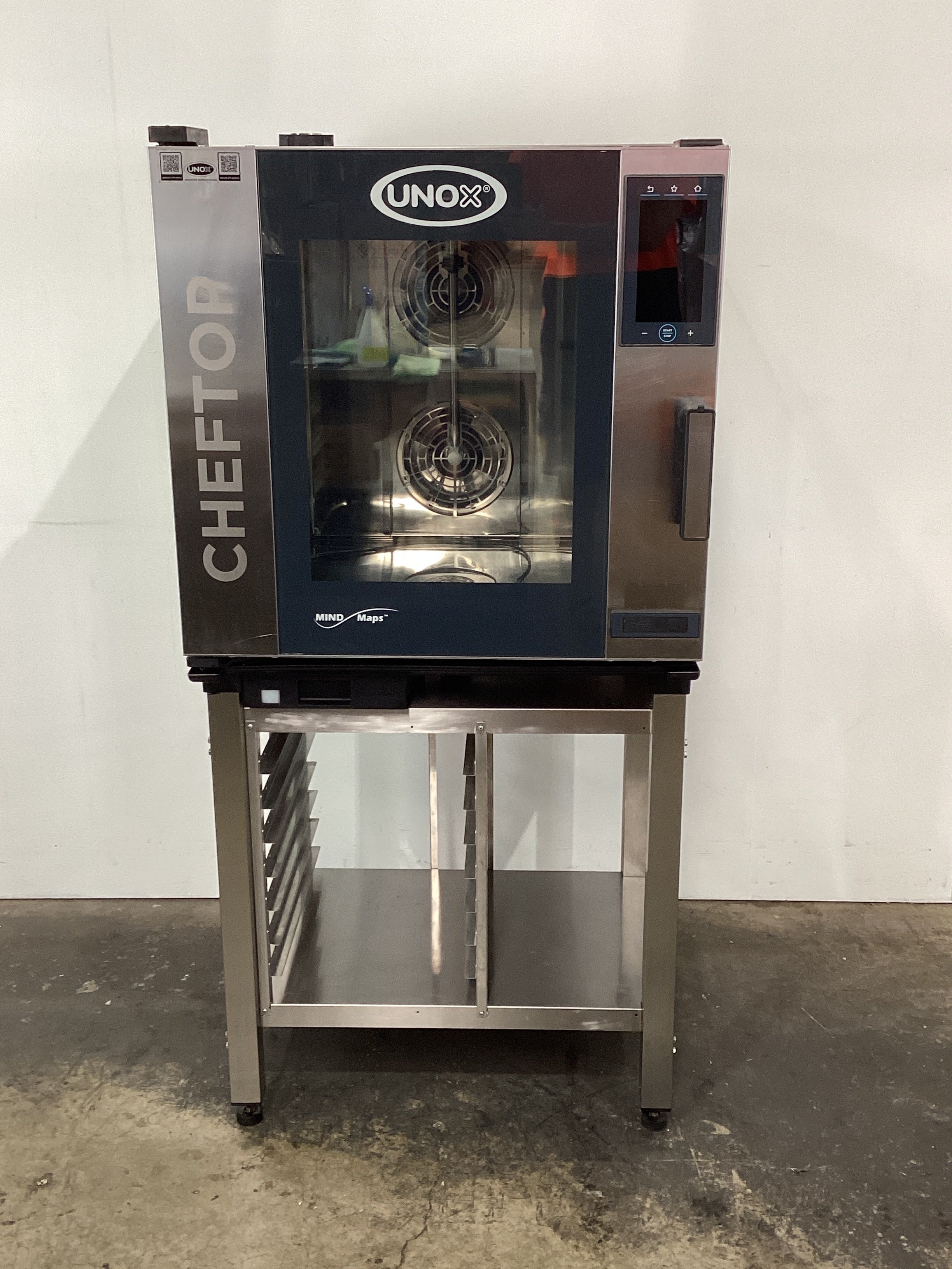 Unox XEVC-0711-EPRM Combi Oven + Stand