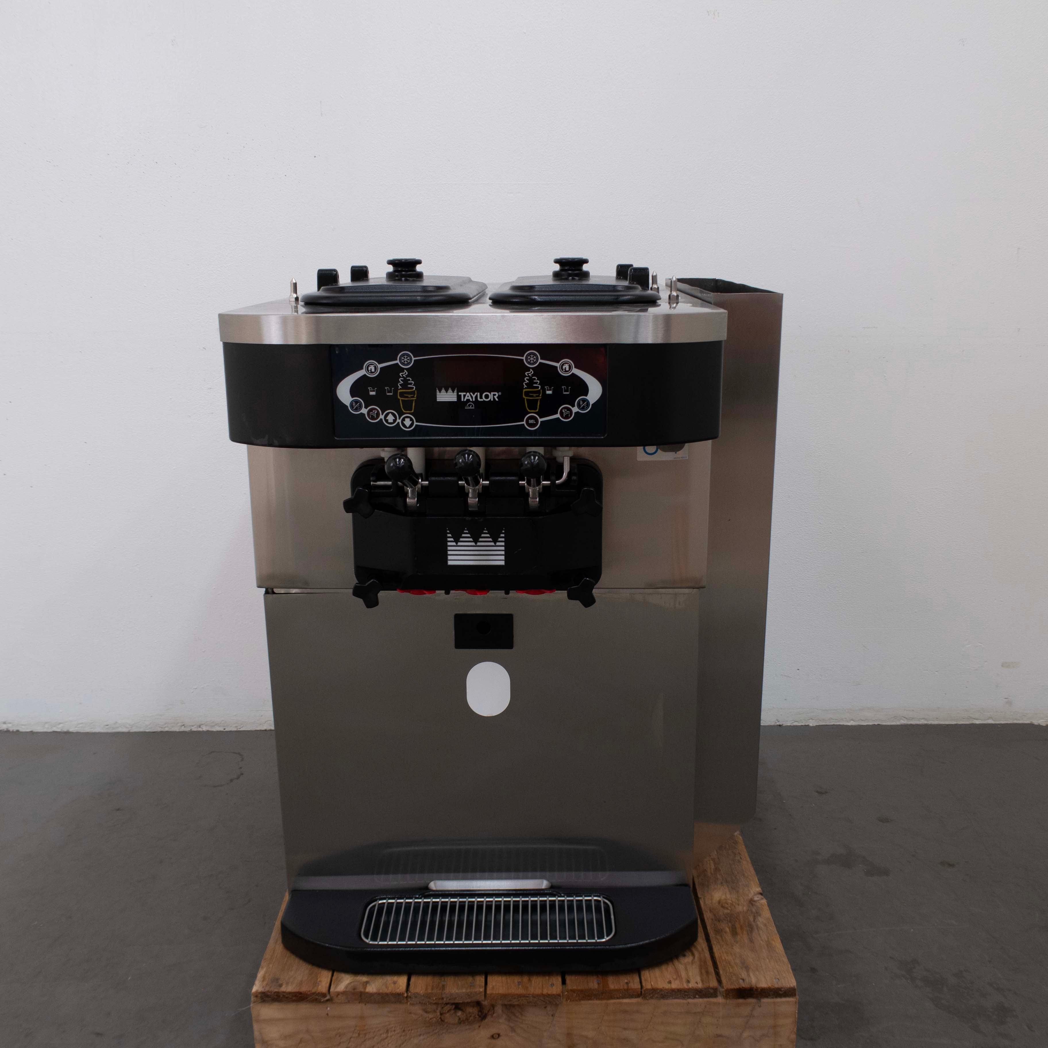 Taylor C723-58 Soft Serve Freezer