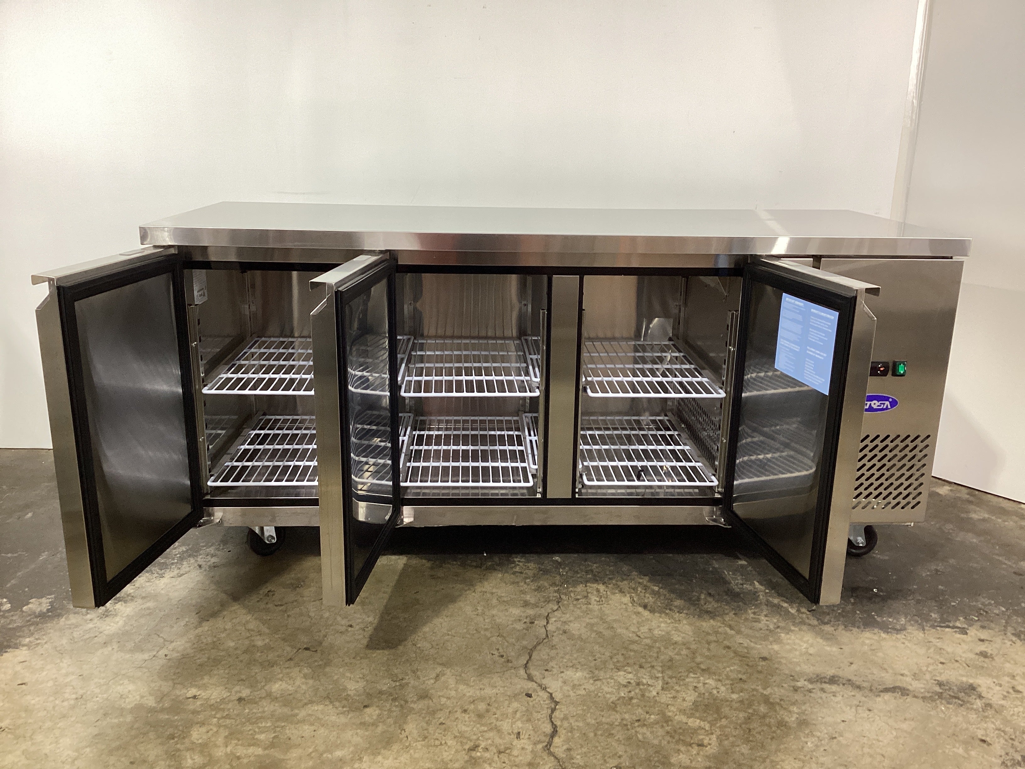 Atosa EPF3432GR Undercounter Fridge