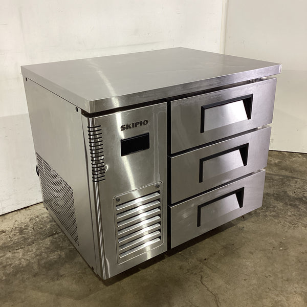 Skipio SUF9-3D-3 Undercounter Freezer