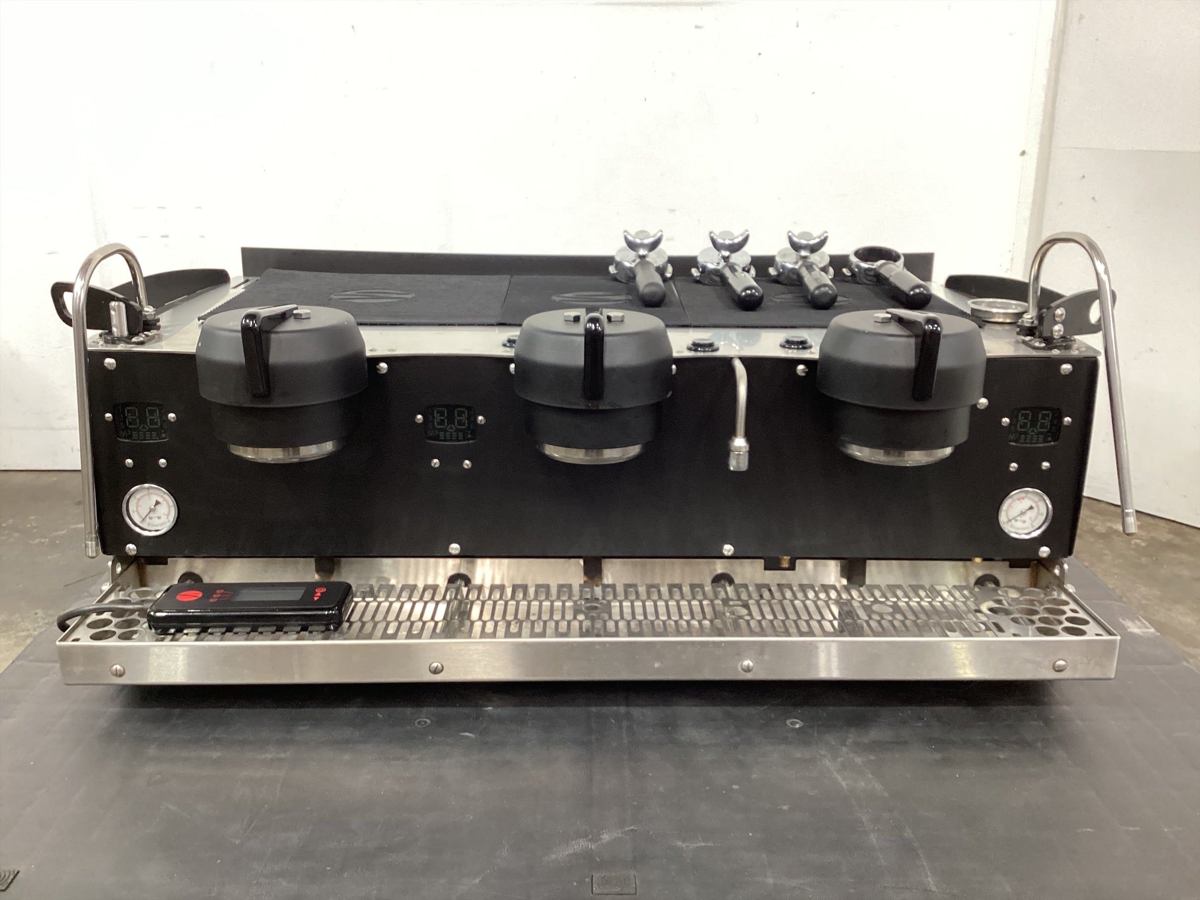 Synesso S300 3 Group Coffee Machine