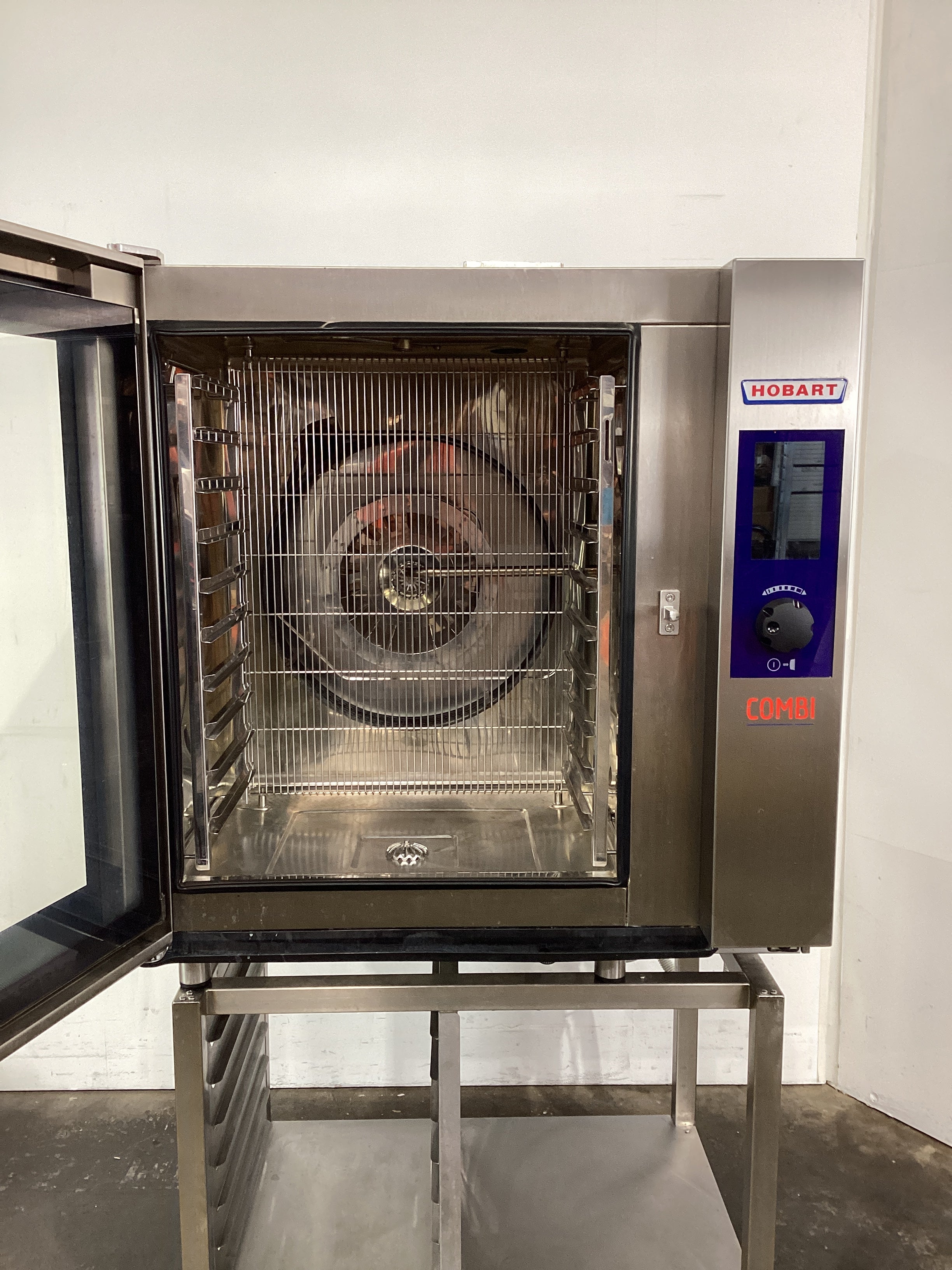 Hobart HEJ101E-45LA Combi Oven + Stand