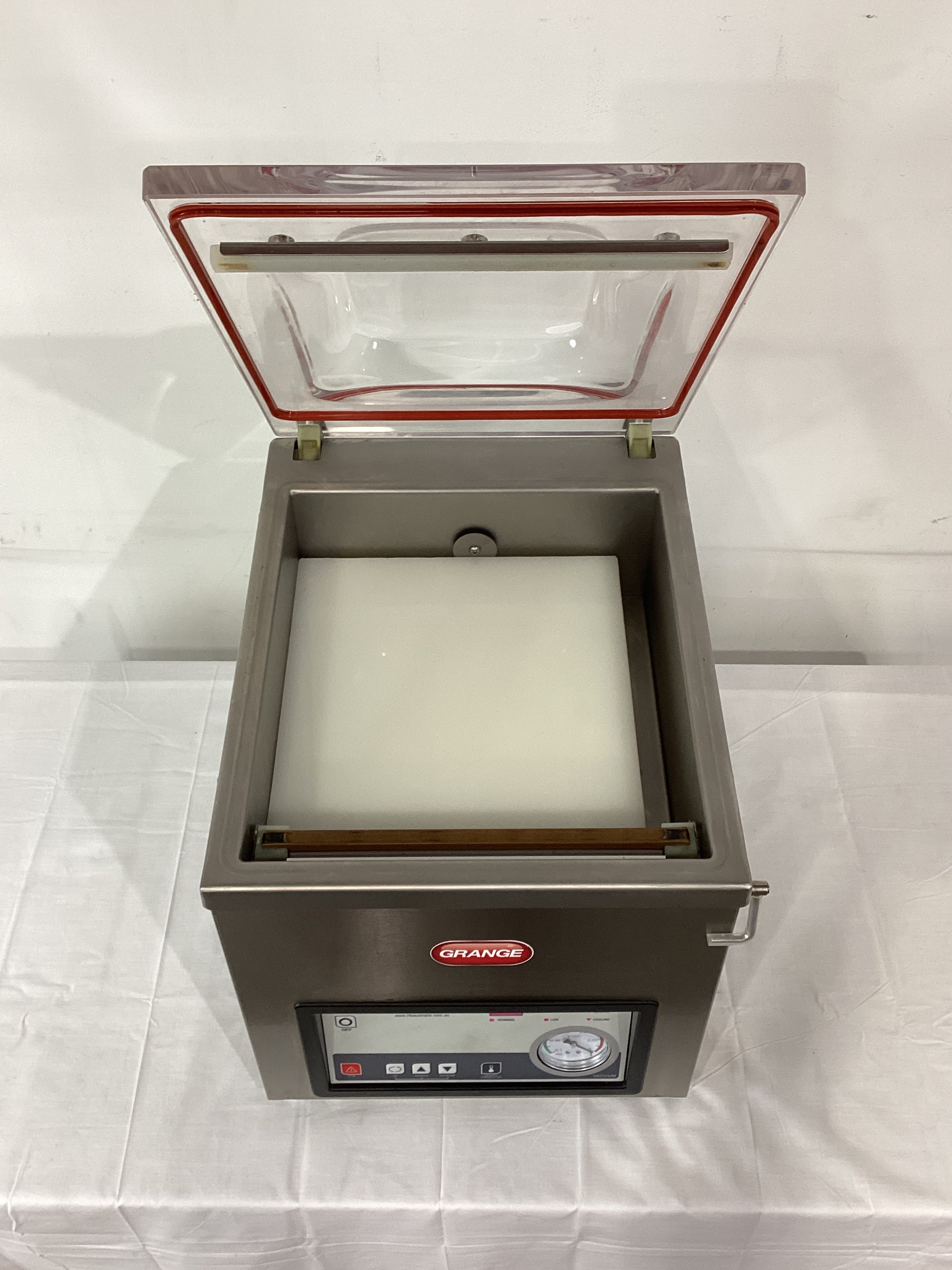 RFE DZ-300/PJ	Vacuum Sealer