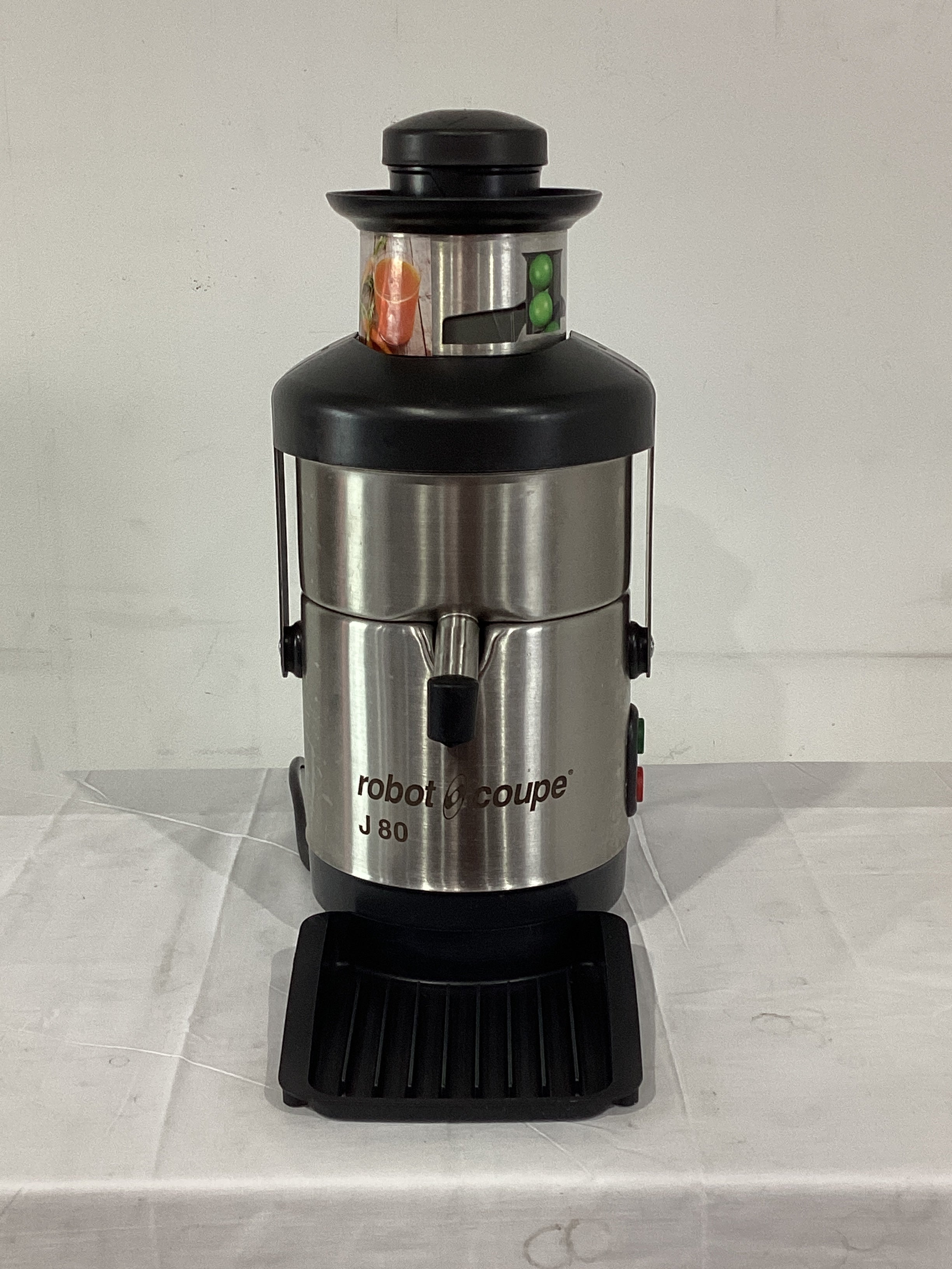 Robot Coupe  J80 Automatic Juice Extractor