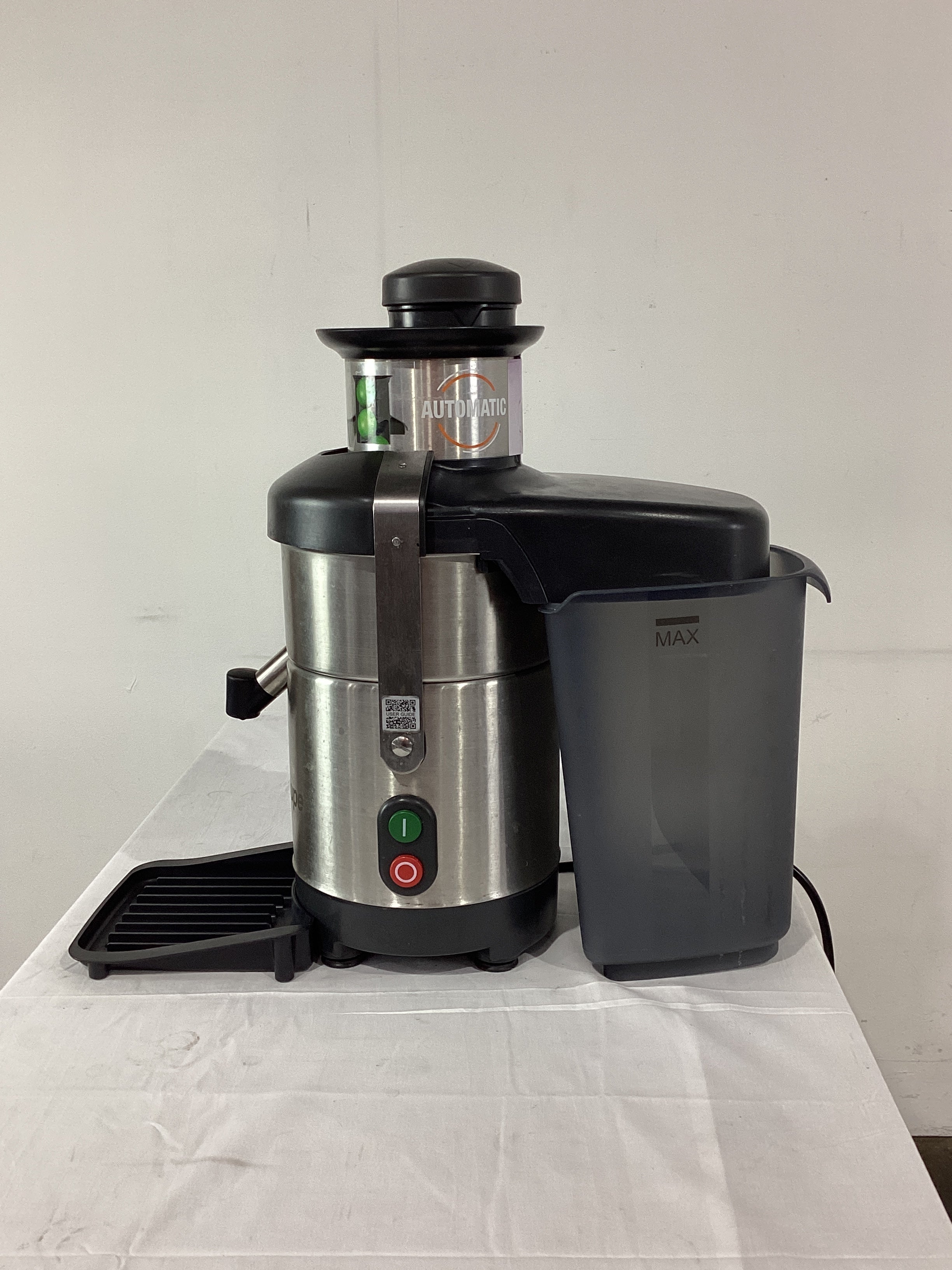 Robot Coupe  J80 Automatic Juice Extractor
