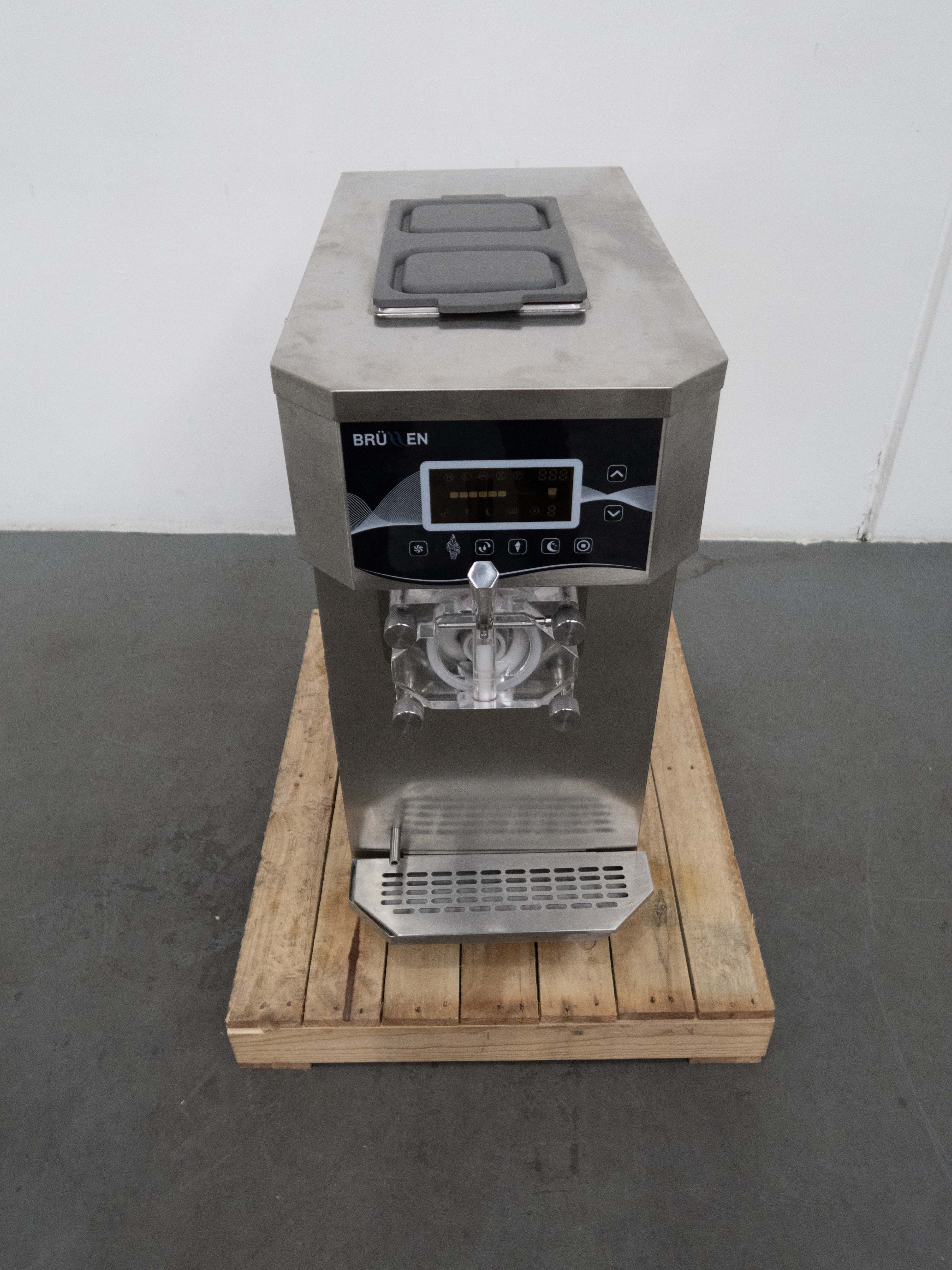 Brullen i91 Pro Gravity Feed Ice Cream Machine