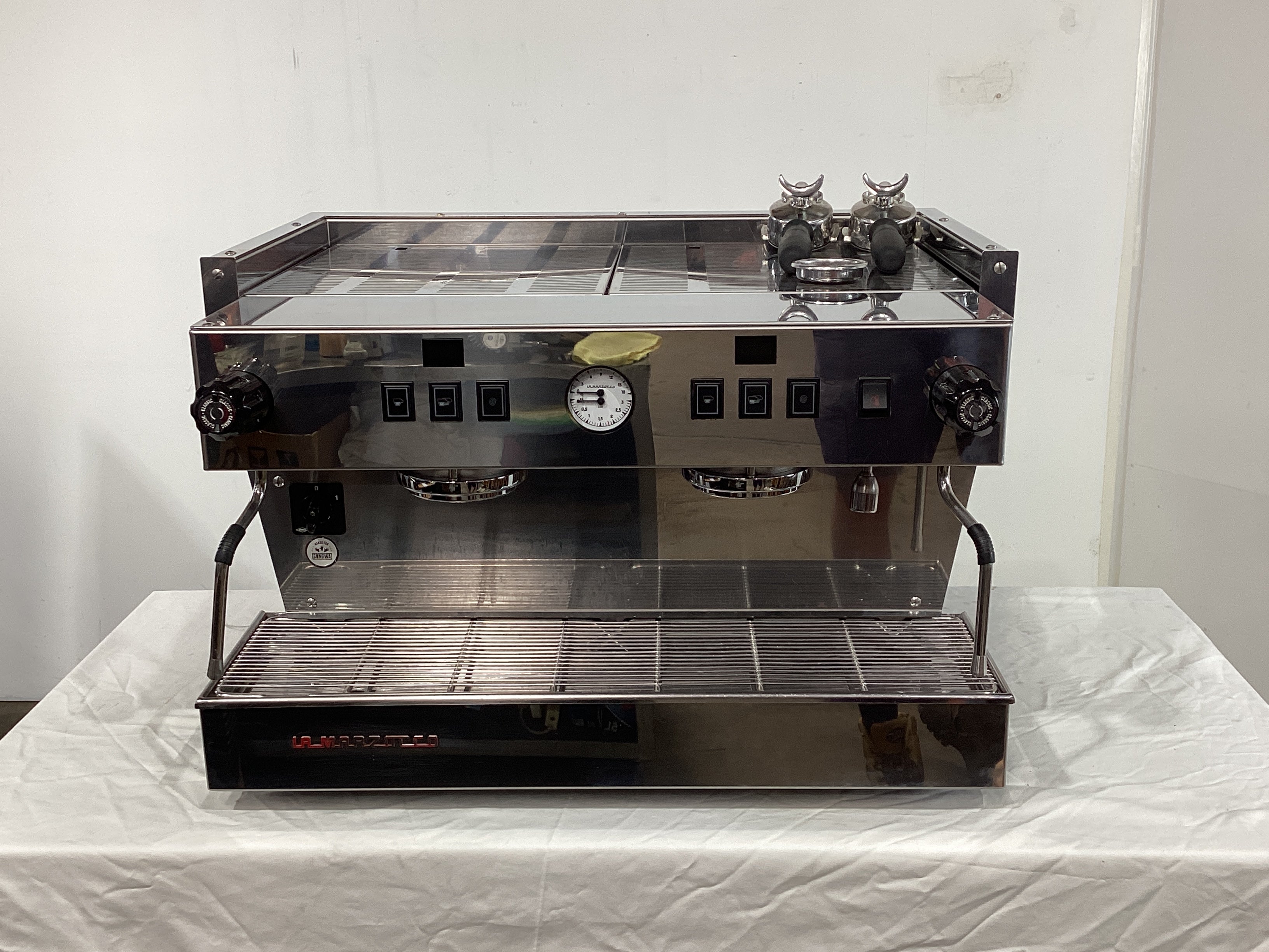 La Marzocco Linea 2AV 2 Group Coffee Machine