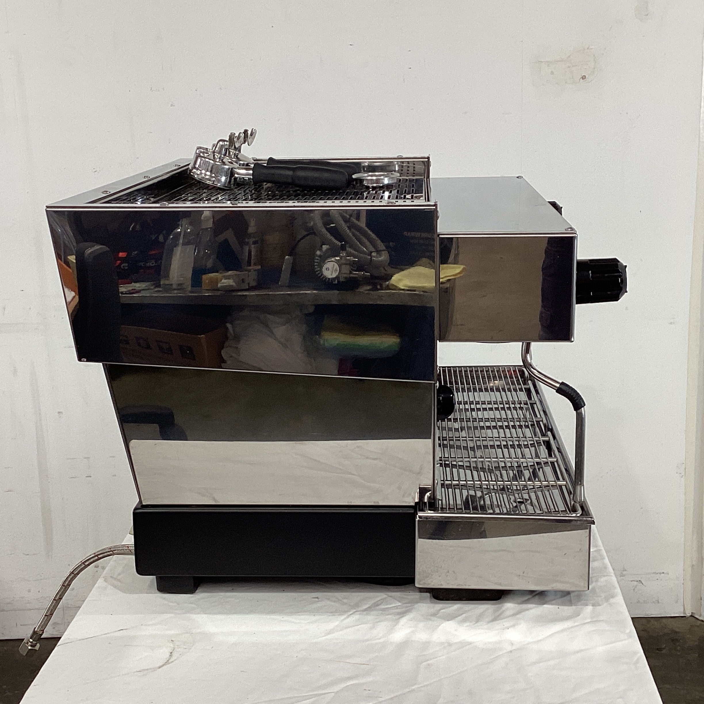 La Marzocco Linea 2AV 2 Group Coffee Machine