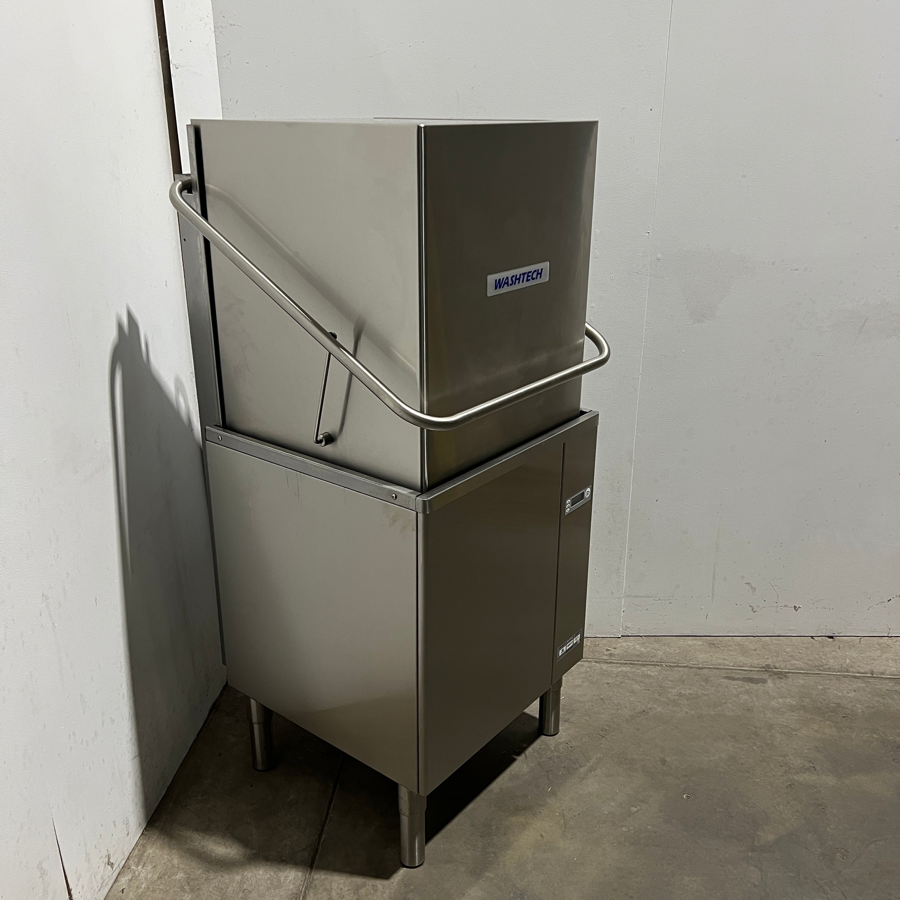 Washtech M2 Passthrough Dishwasher