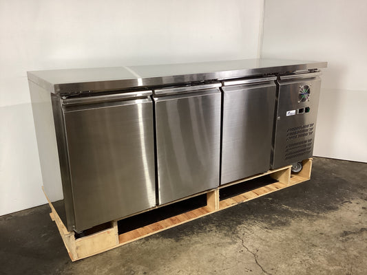 FED-X XUB6C18S3V Undercounter Fridge