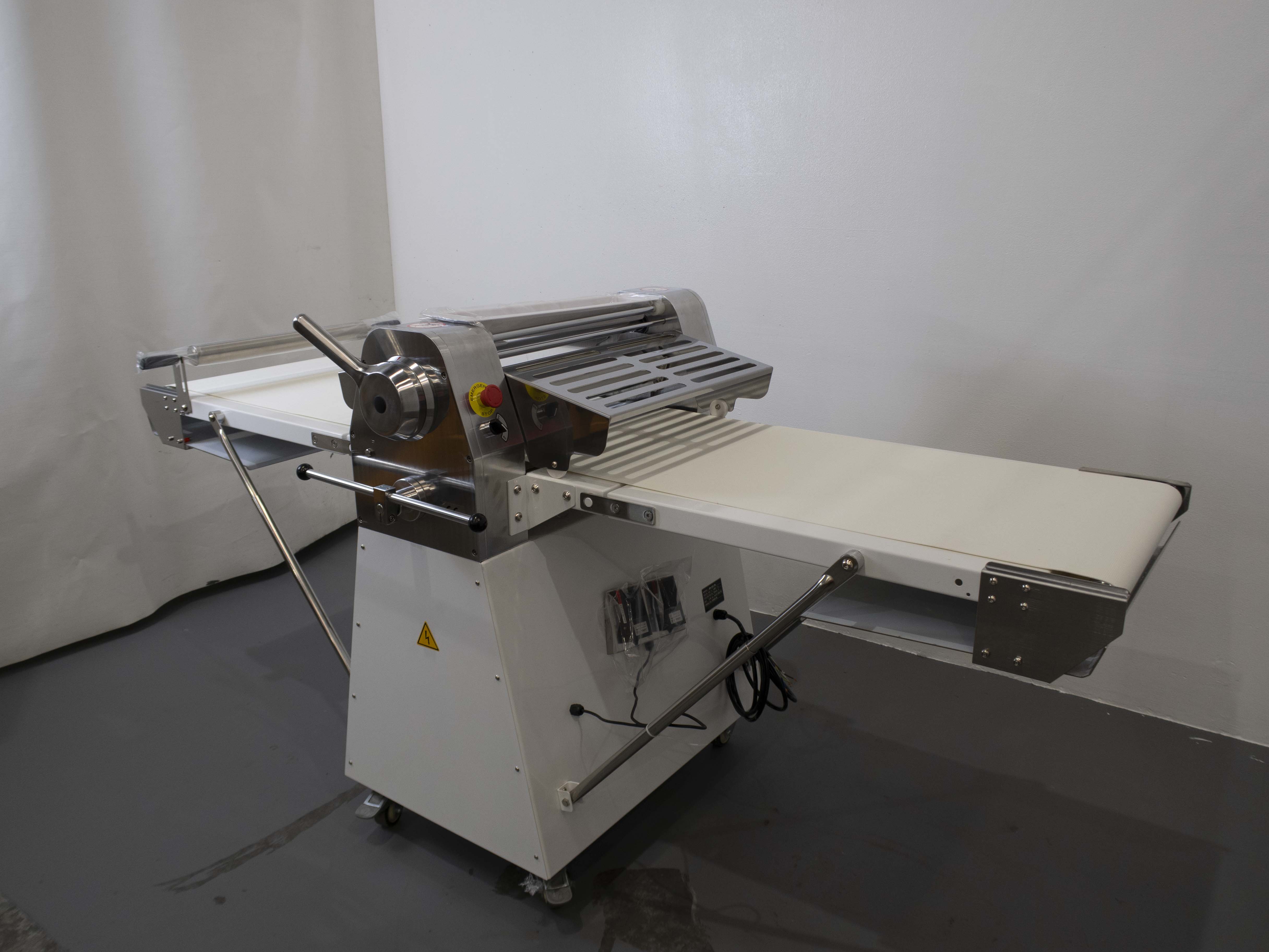 FED JDR-520/3N Dough Sheeter