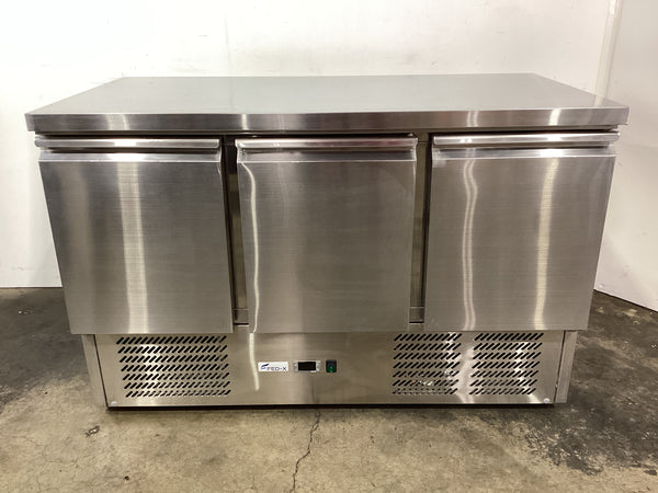 FED-X XGNS1300B Compact Workbench Fridge