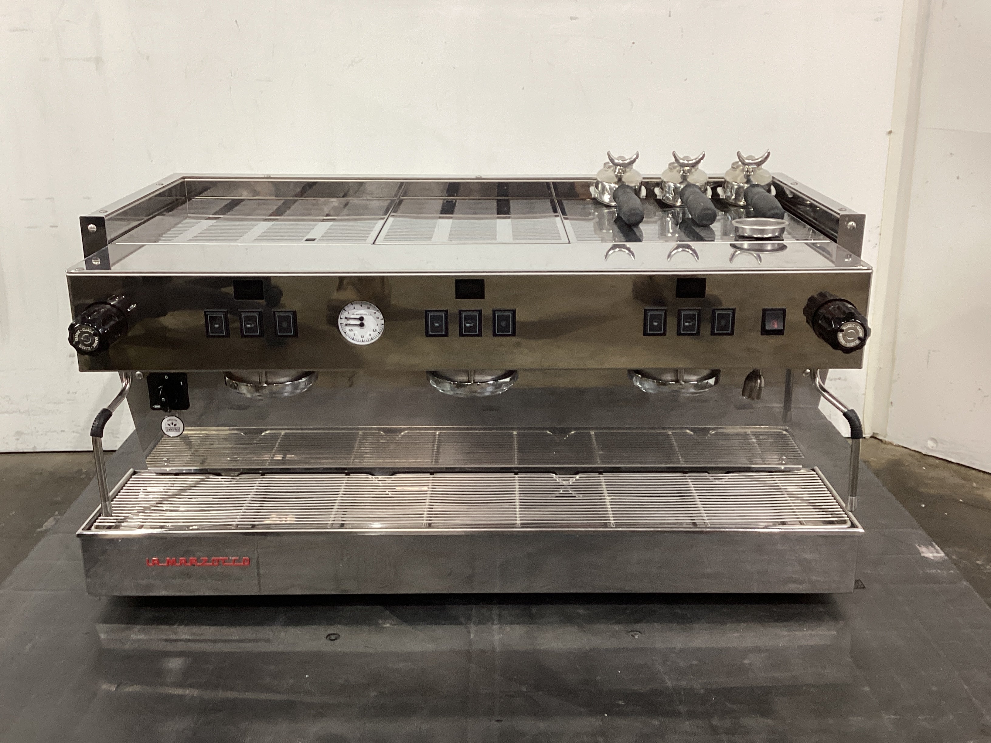 La Marzocco 3AVHW 3 Group Coffee Machine