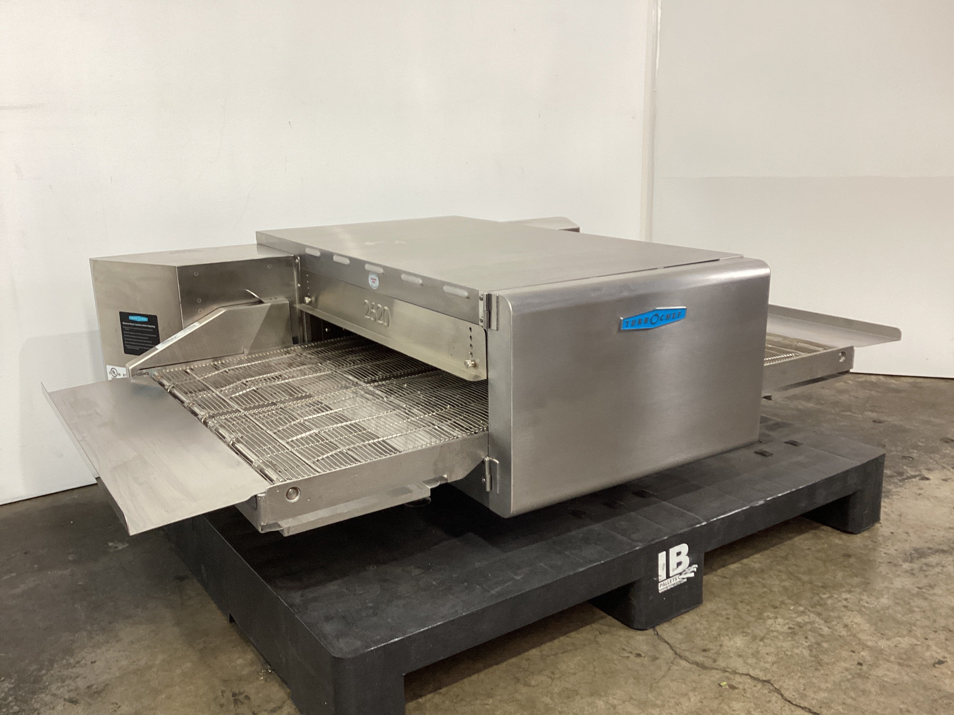 Turbochef HCW2620EW Pizza Conveyor Oven