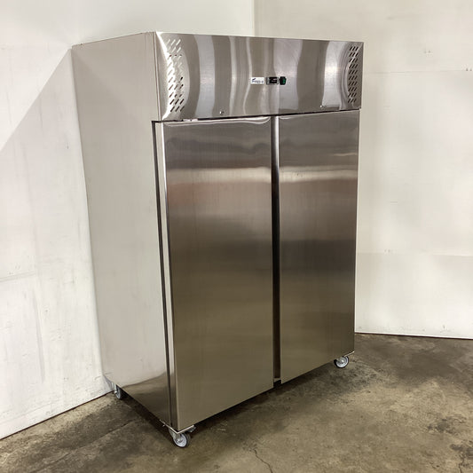 FED-X XURC1200SFV Upright Fridge