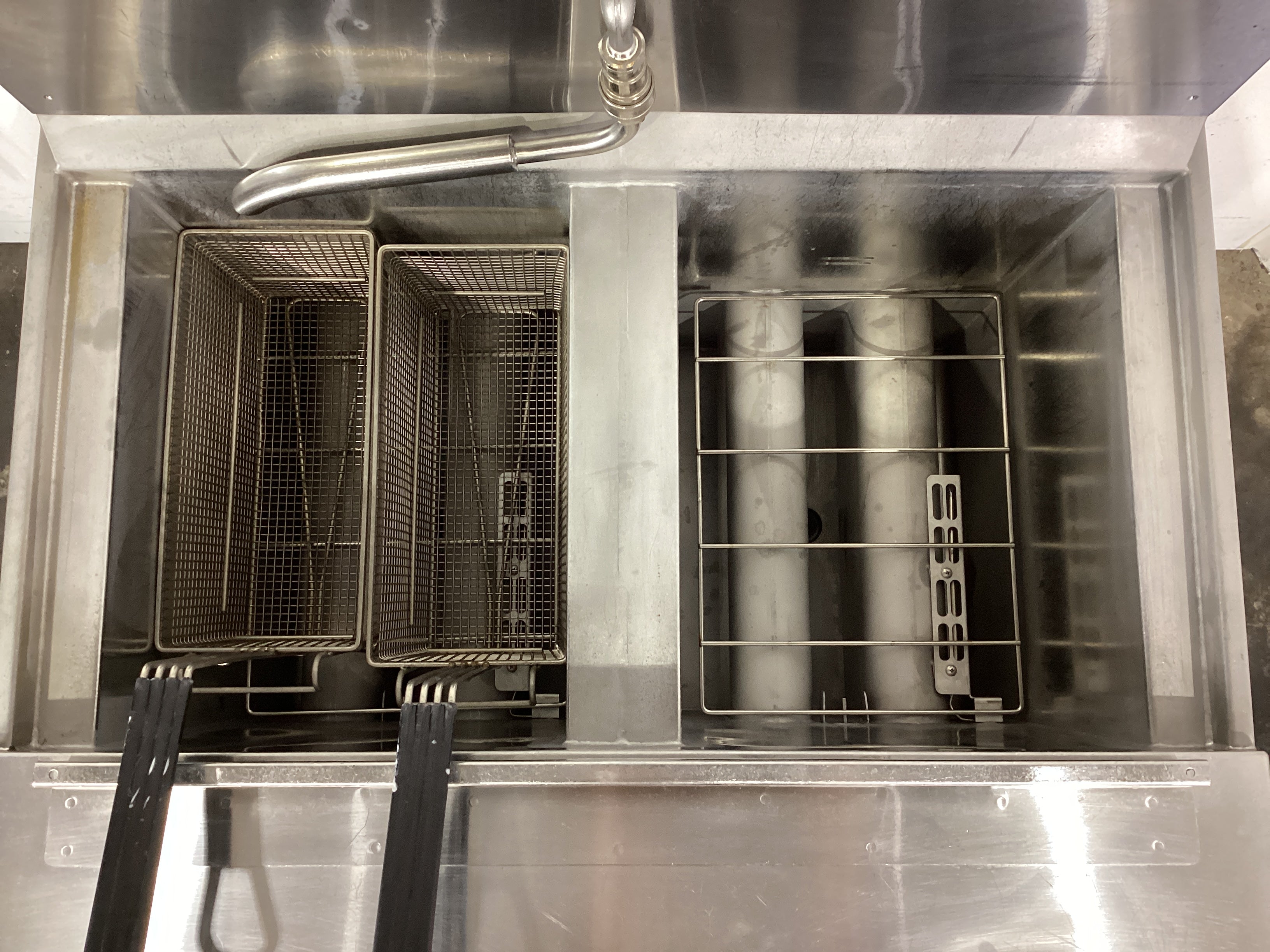 Henny Penny OFG-322 Fryer