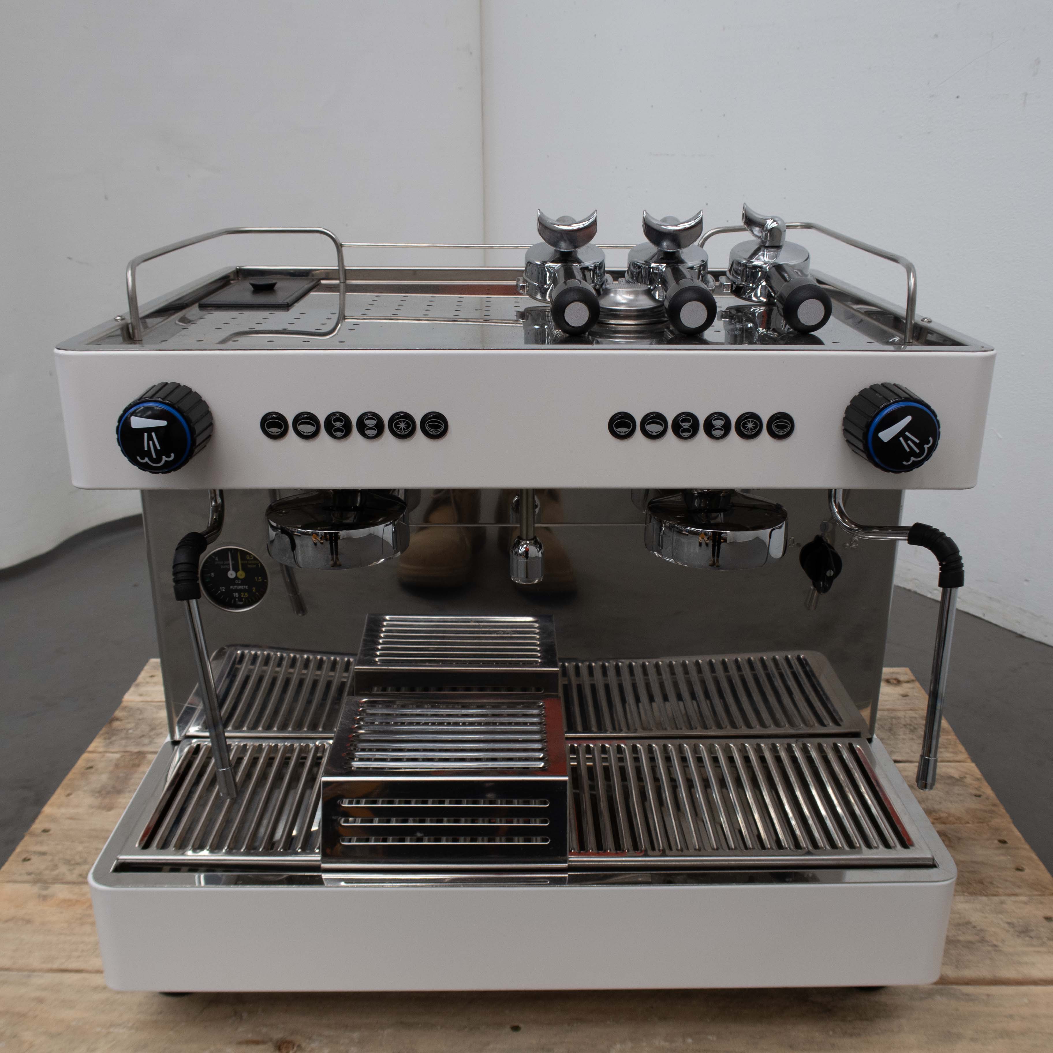 Futurete Horizont Compact 2 Group Coffee Machine