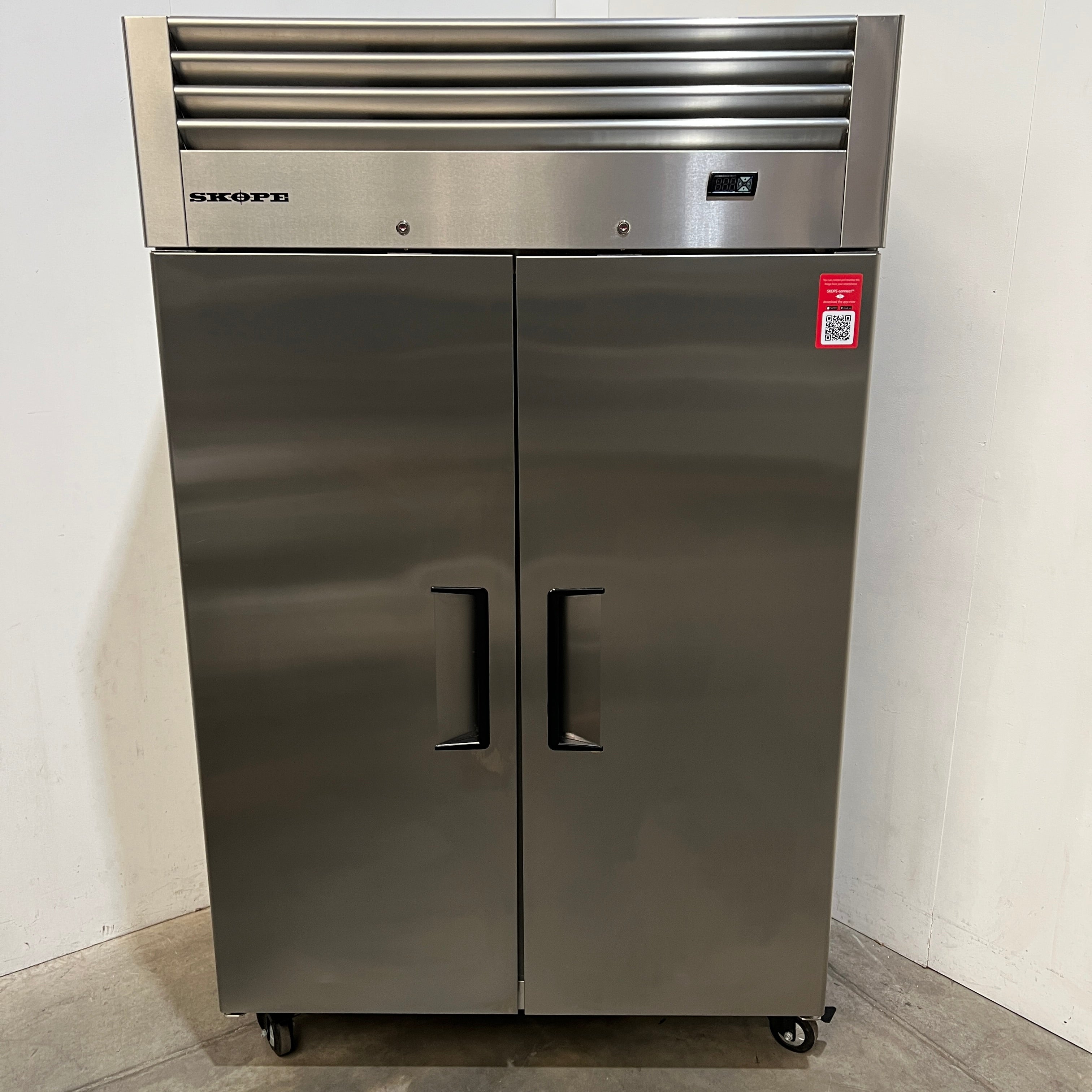 SKOPE RF7.UPF.2.SD Upright Freezer