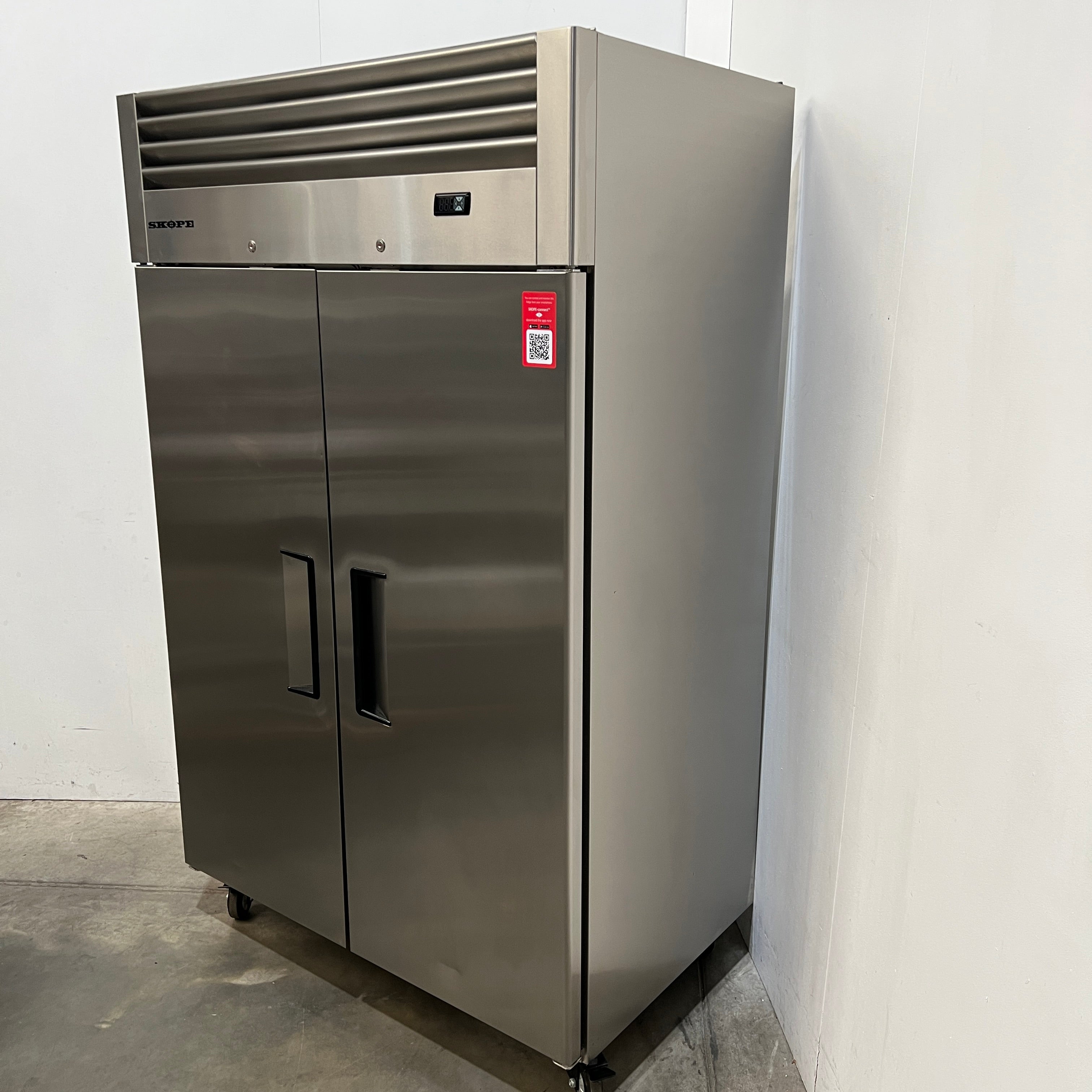 SKOPE RF7.UPF.2.SD Upright Freezer