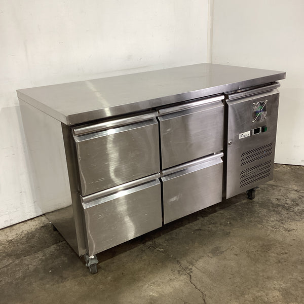 FED-X XUB7C13S2V Undercounter Fridge