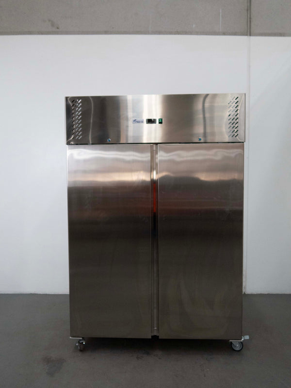 FED XURF1200SFV Upright Fridge
