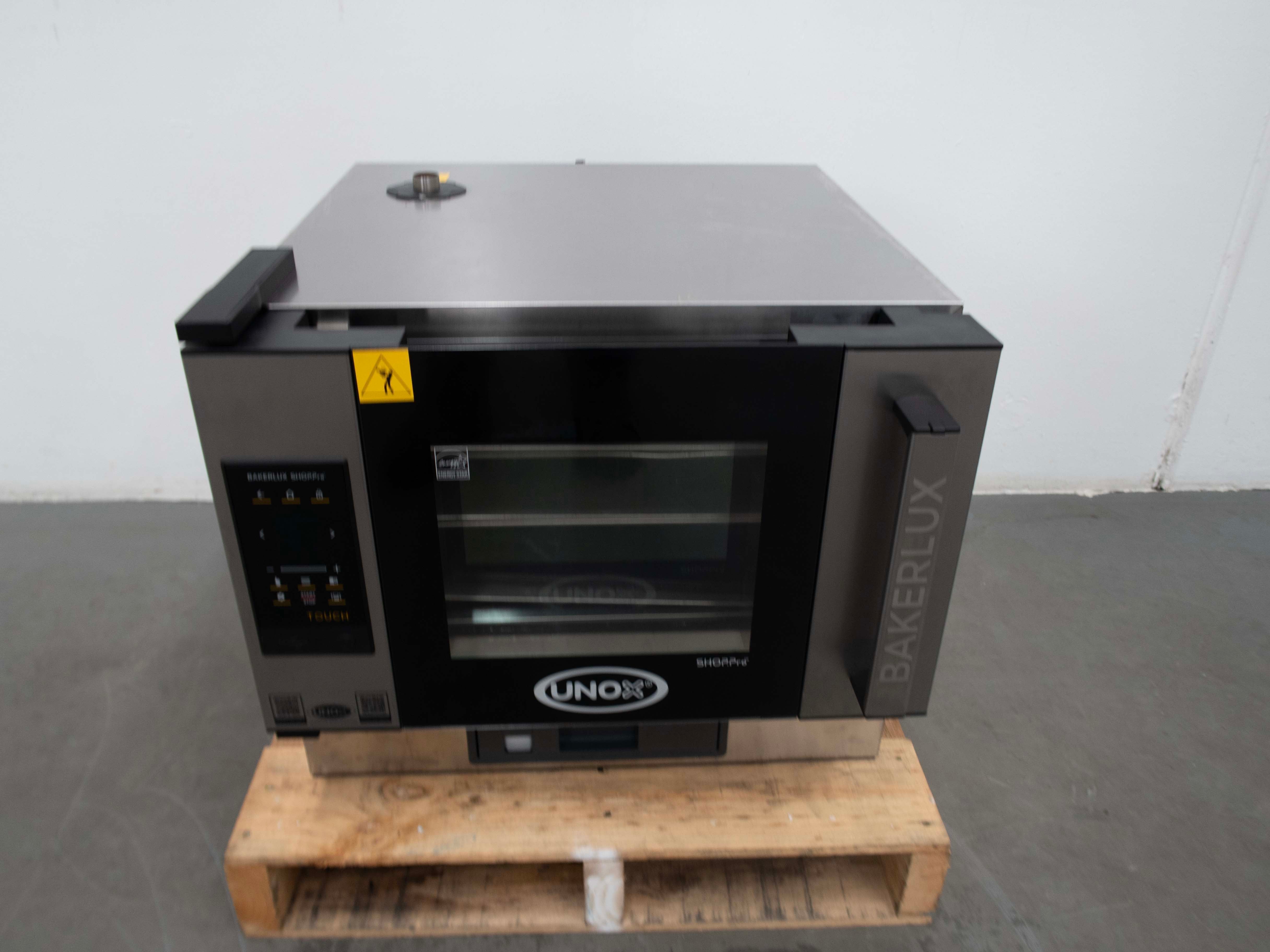 Unox XEFR-03HS-ETRV 3 Tray Convection Oven
