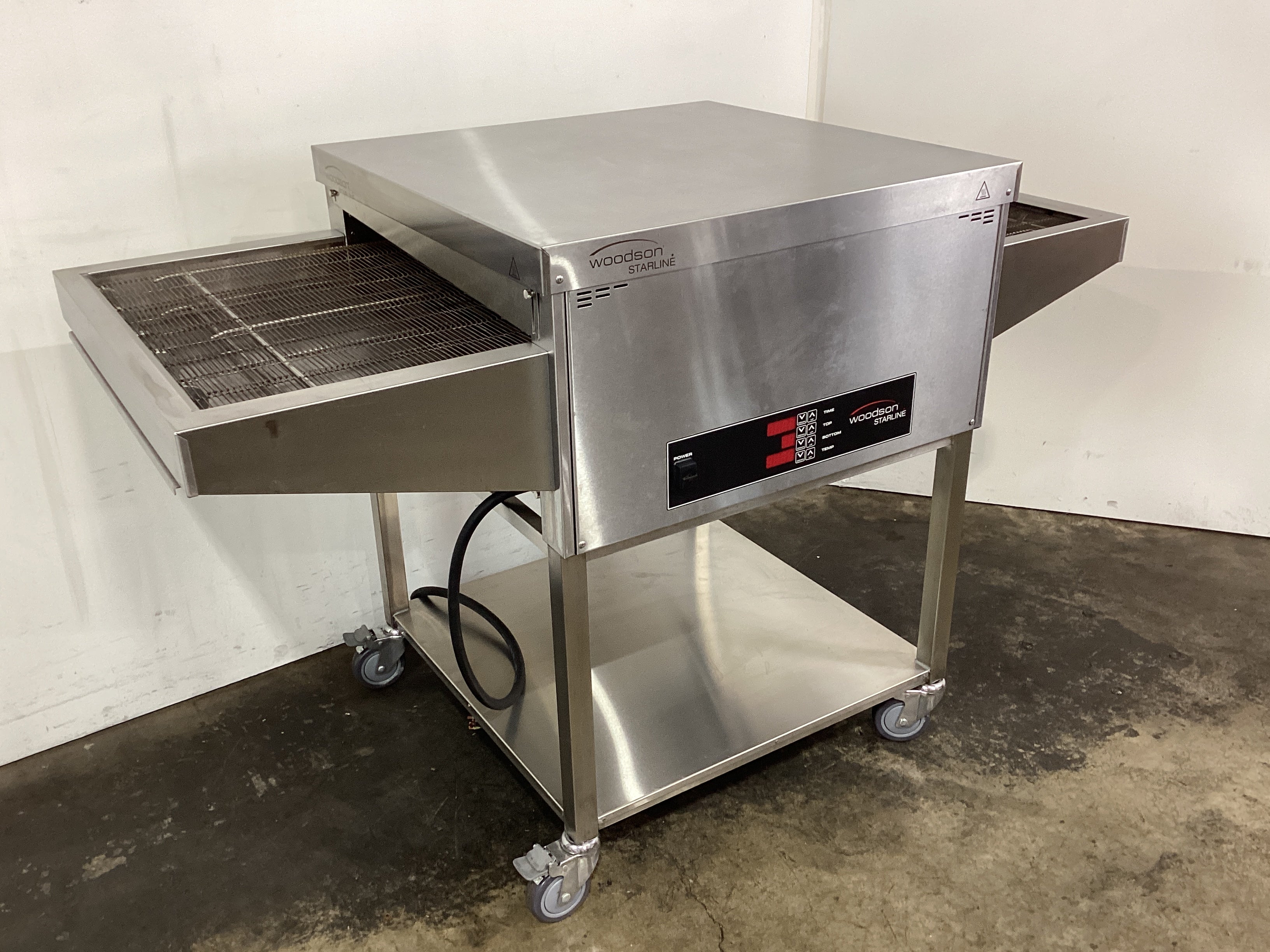 Woodson W.CVP.C.24E Pizza Conveyor Oven