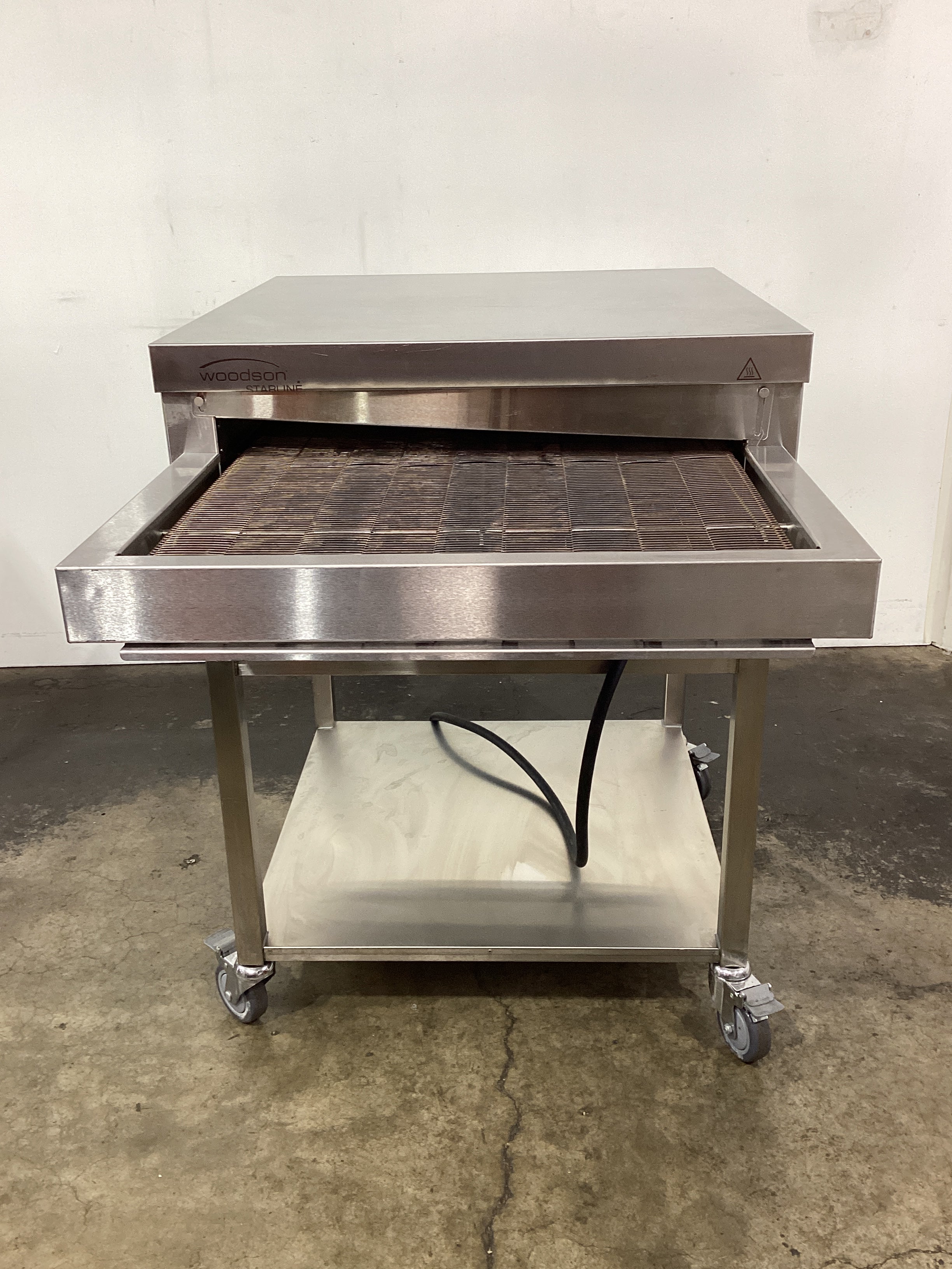 Woodson W.CVP.C.24E Pizza Conveyor Oven