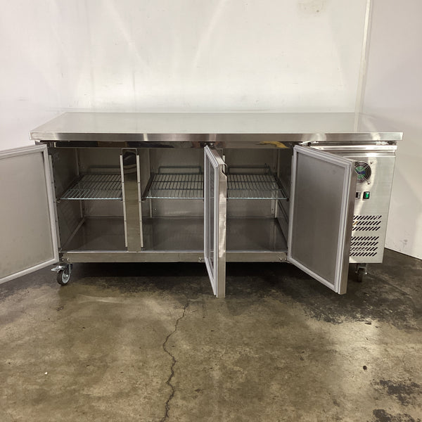 FED-X XUB7C18S3V Undercounter Fridge