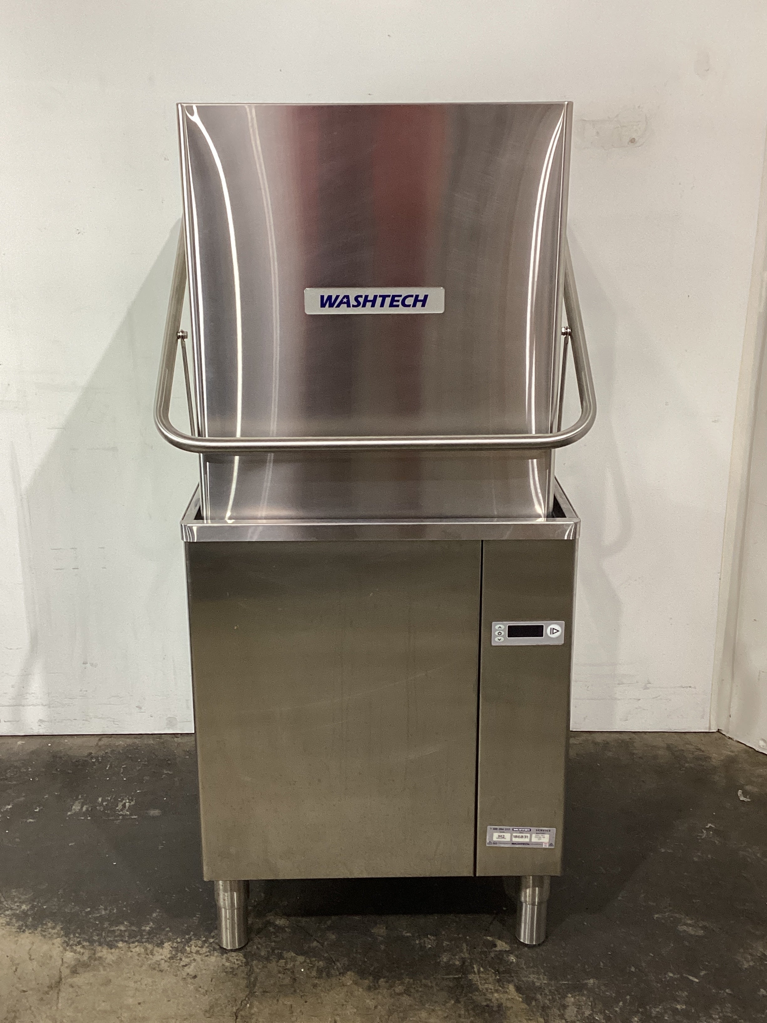 Washtech M2 Passthrough Dishwasher