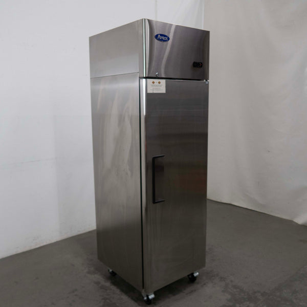 Atosa YBF9207 Upright Freezer
