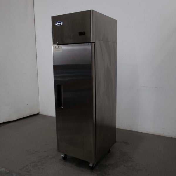 Atosa YBF9207 Upright Freezer