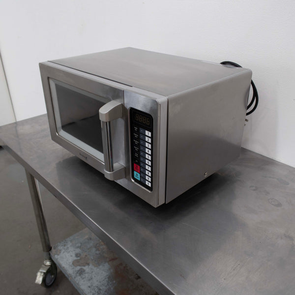 Benchstar MD-1000L Microwave