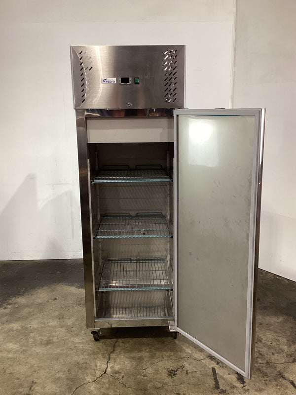 FED-X XURF400SFV Single Door Upright Freezer