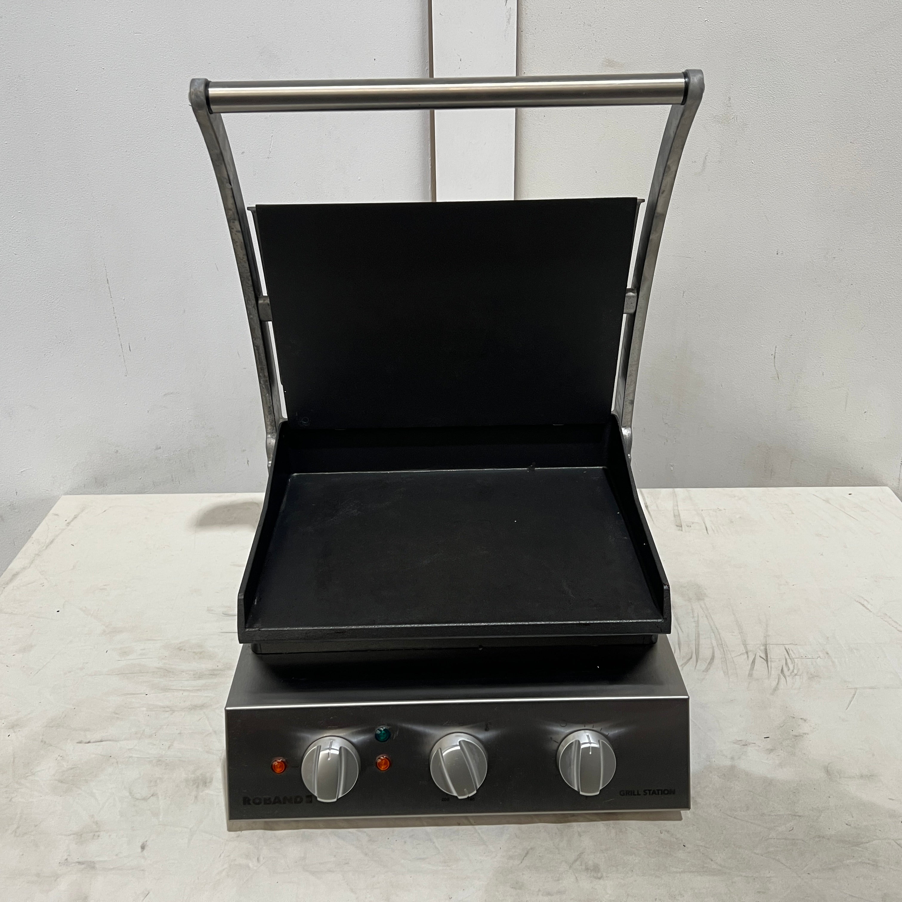 Roband GSA610ST Contact Grill