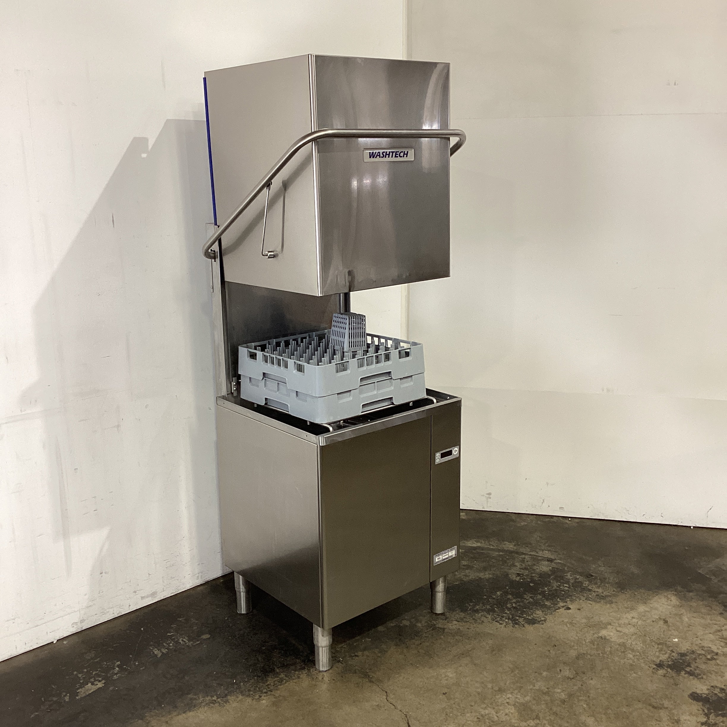 Washtech M2C Passthrough Dishwasher