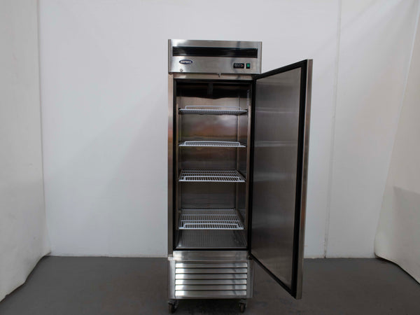 Quipwell BAS60 Upright Fridge