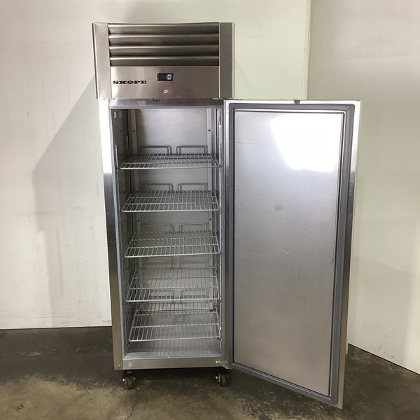 Skope RF7.UPF.1.SD Upright Freezer