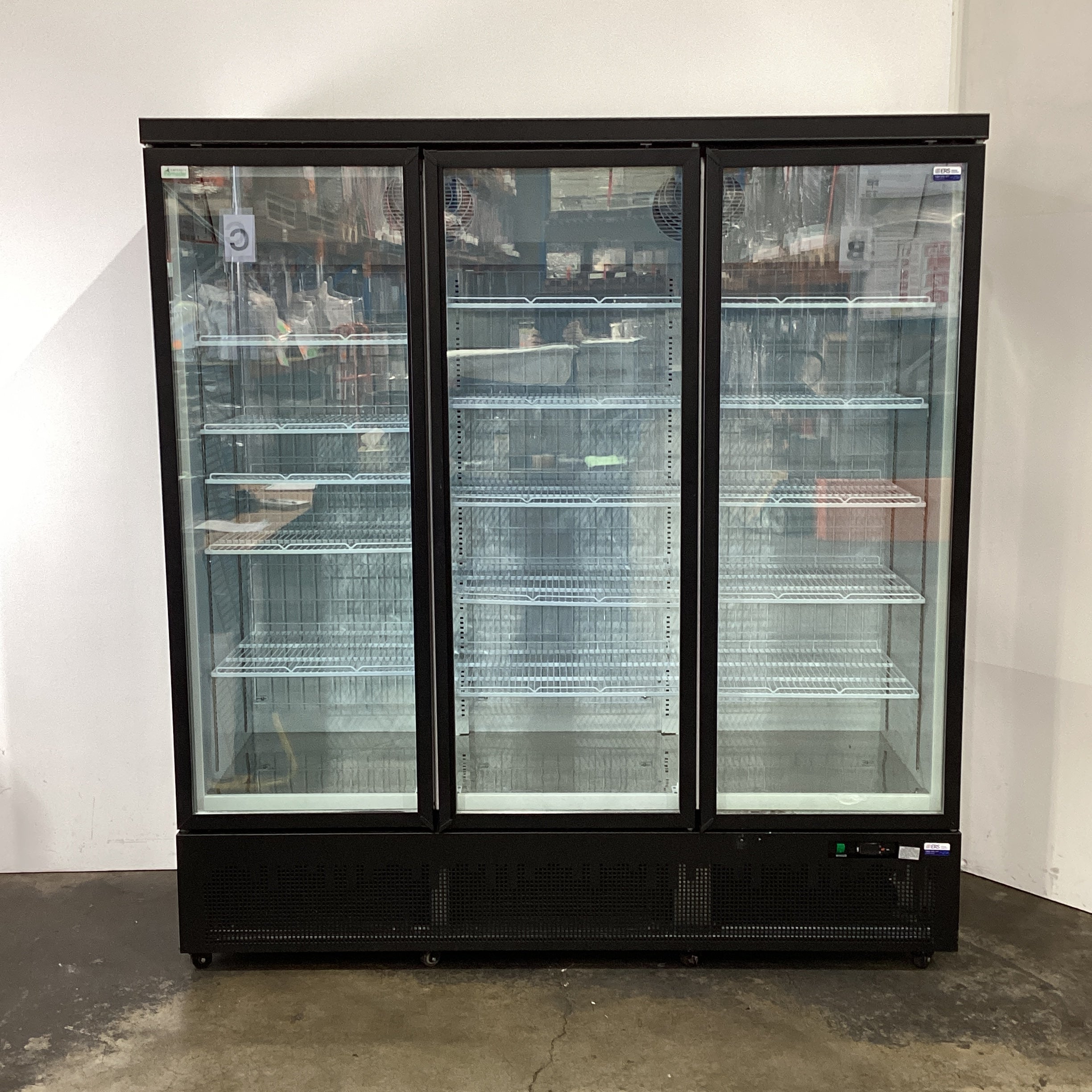 Thermaster LG-1500BGBMF Upright Freezer