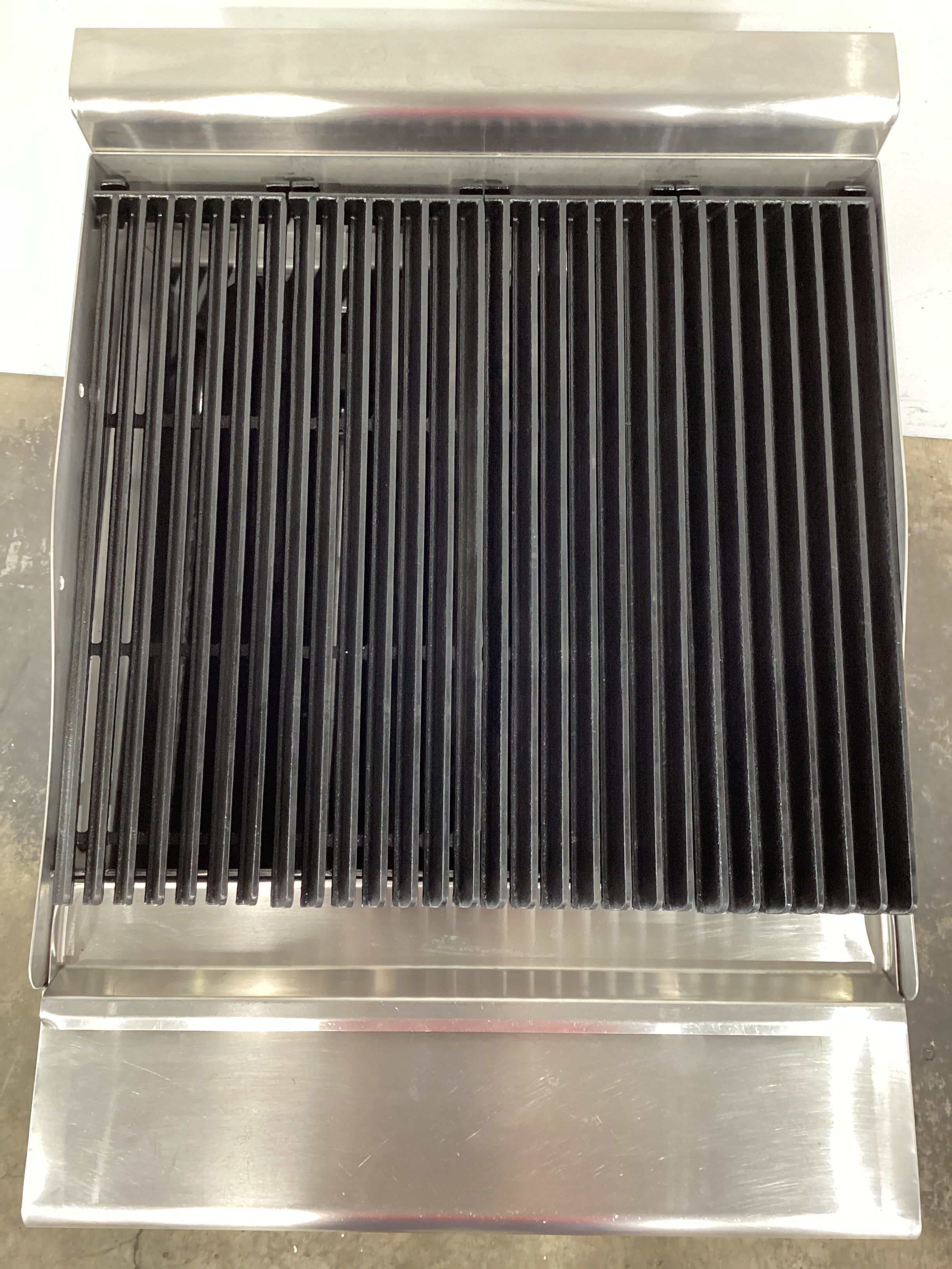 B&S VCBR-6 Char Broiler