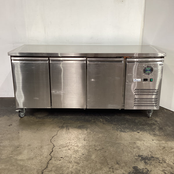 FED-X XUB7C18S3V Undercounter Fridge